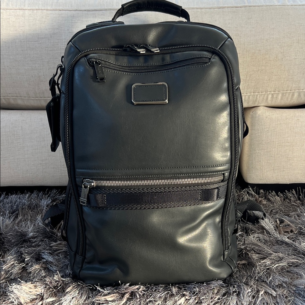 Tumi NWOT Black Leather Men's Backpack